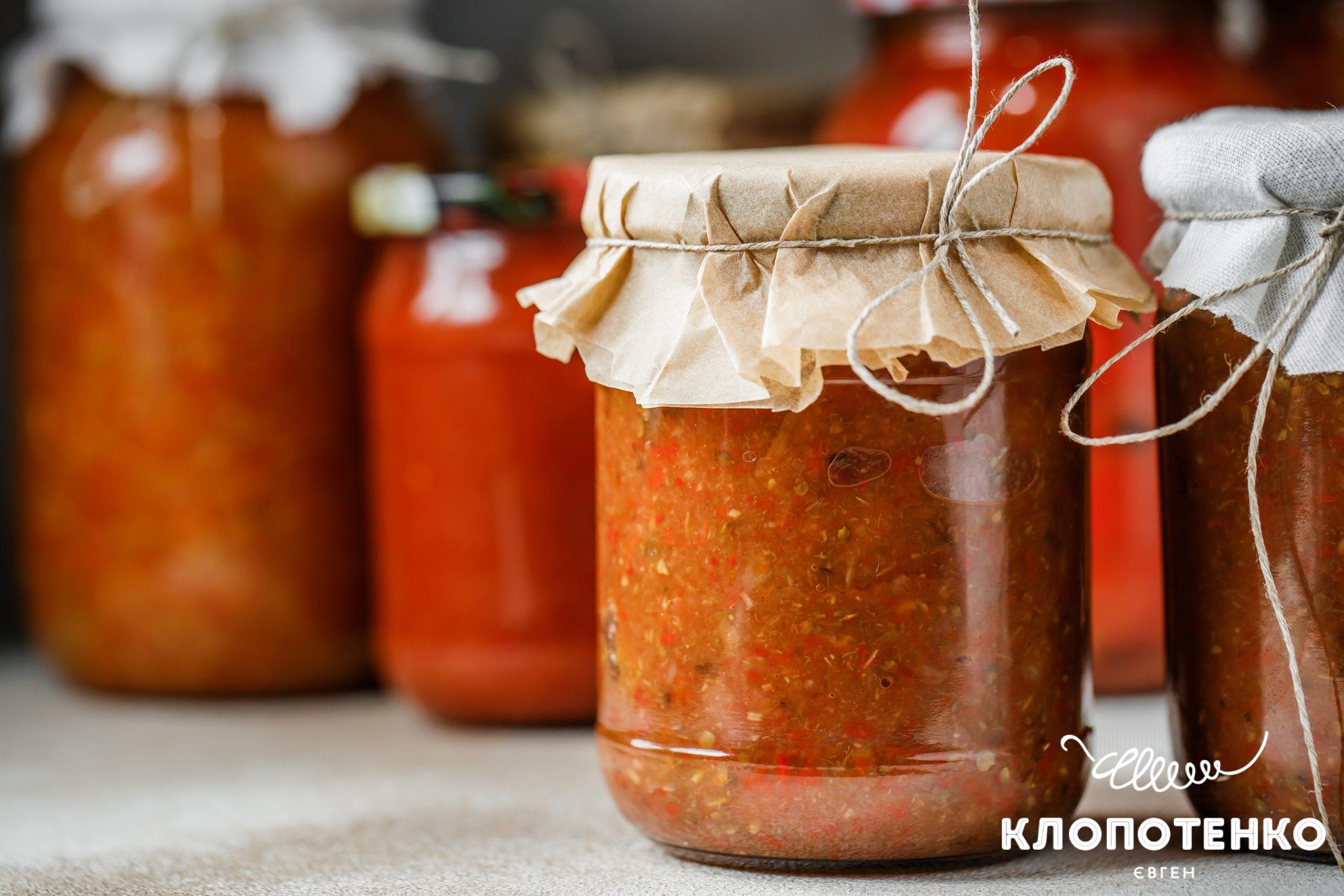 банка з баклажановою ікрою
