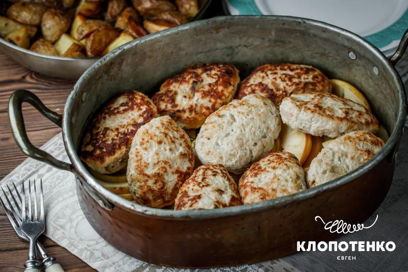 страви з яблуками
