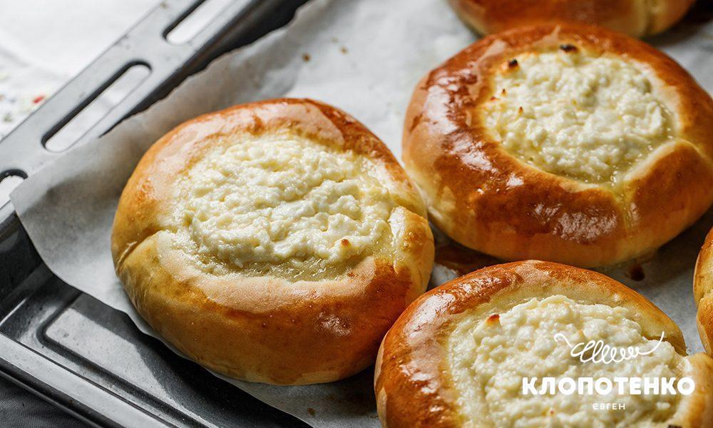 Ватрушки з сиром рецепт