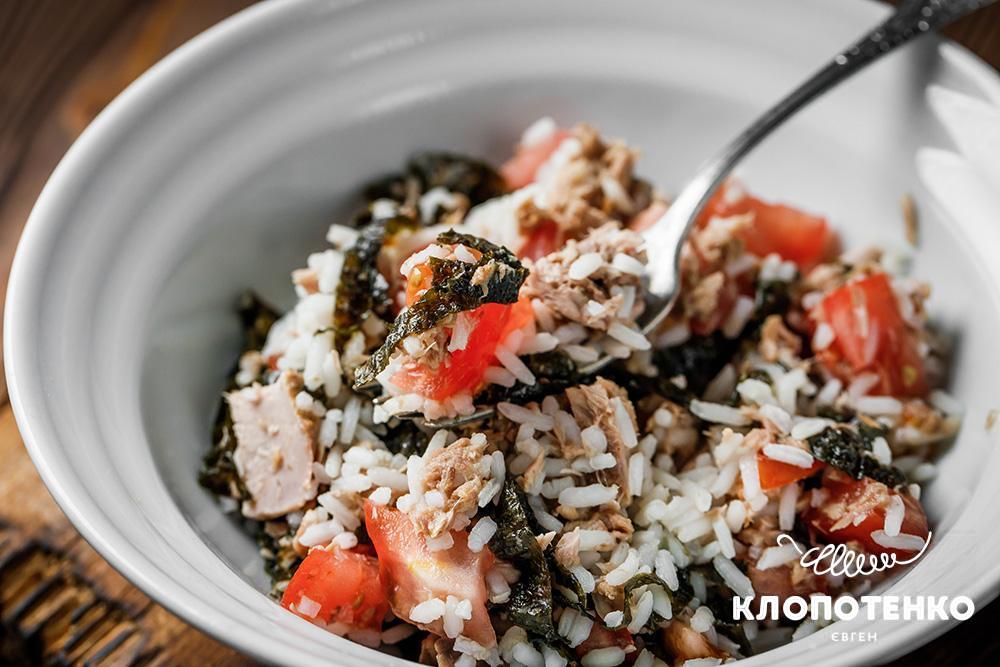 рецепт салату з тунцем