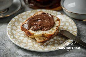 булочки бріош з заварним кремом