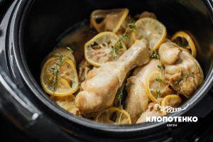 Курячі гомілки у мультиварці