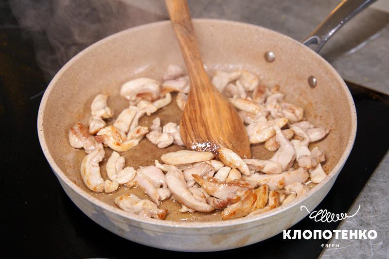 Обсмажте м'ясо