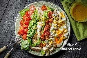 Кобб салат з куркою