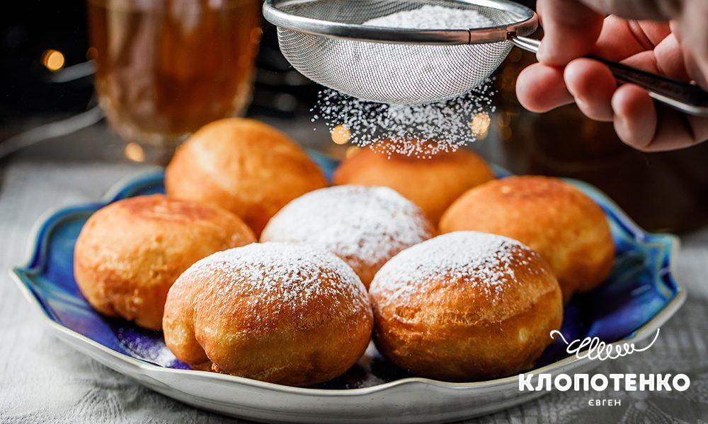 Картопляні пампушки з варенням