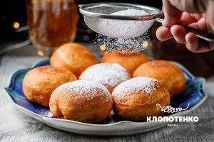 Картопляні пампушки з варенням