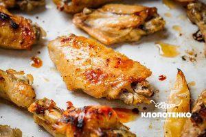 курячі крильця з лимоном та медом