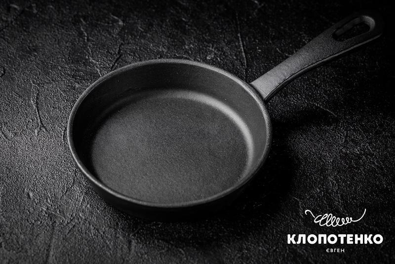 Чавунна сковорідка