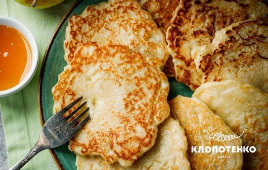 Рецепт панкейків з яблуками
