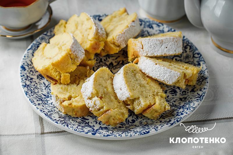 Рулет з яблуками