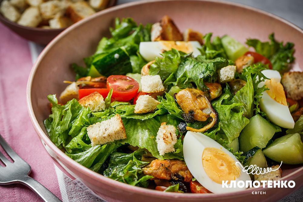 Салат з мідіями