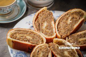 Дріжджовий рулет баник