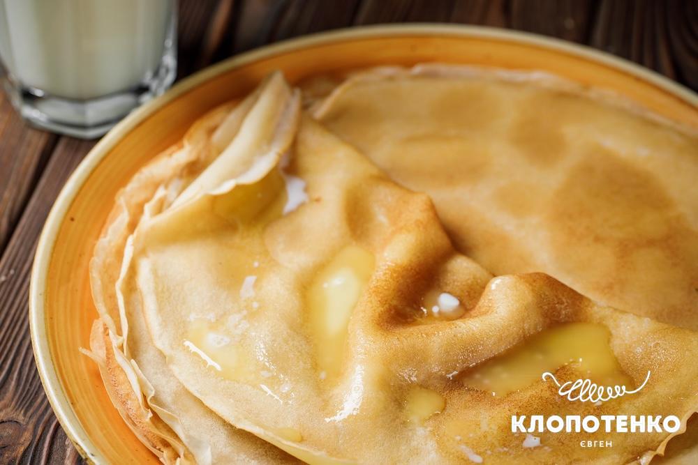 Тонкі млинці без яєць