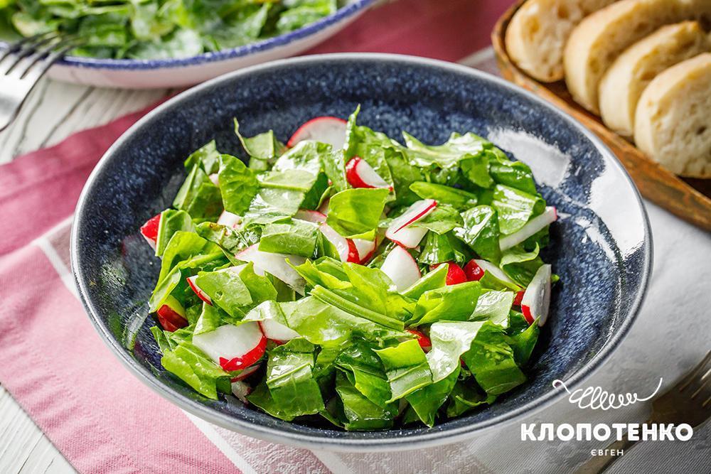 Салат з щавлю та редиски