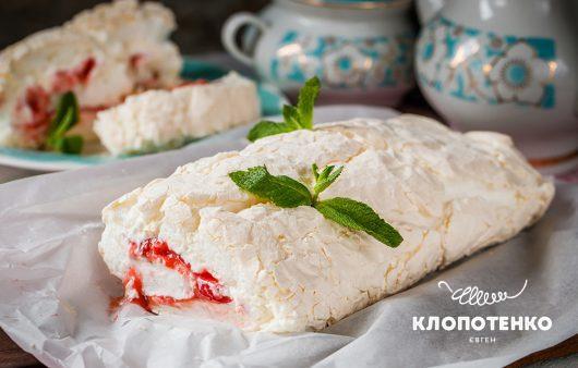 Меренговий рулет