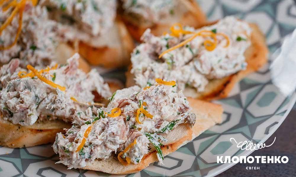 Намазка з тунцем на випадок відключення світла