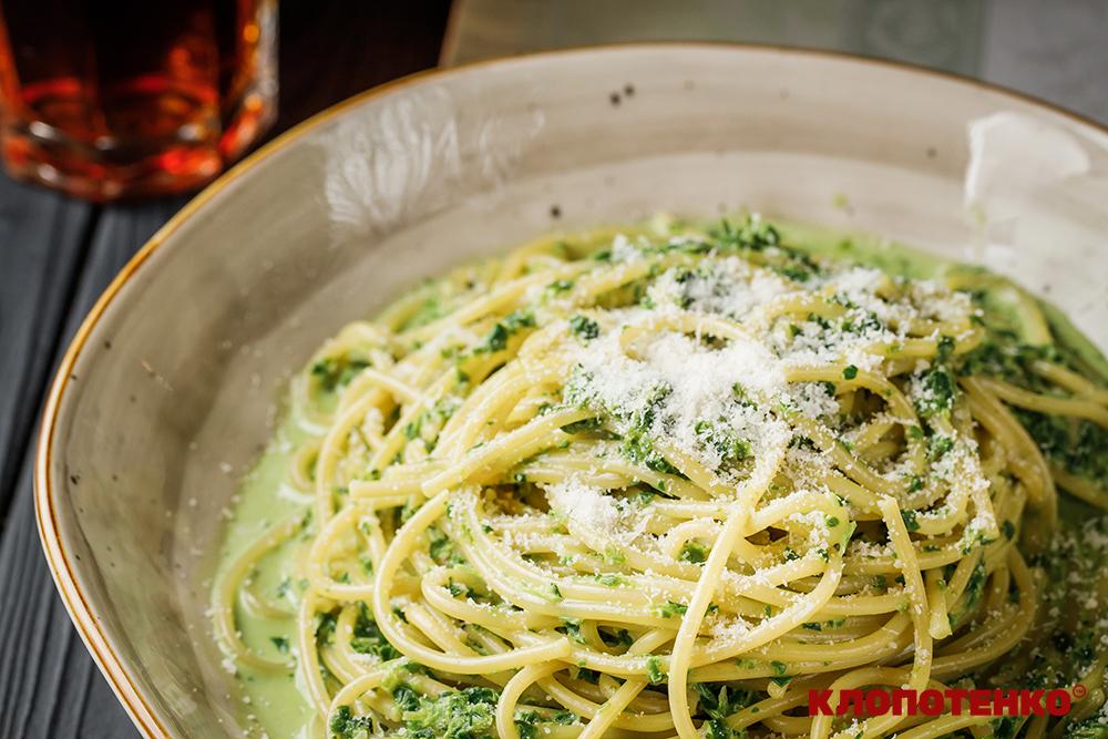 Паста зі шпинатом і вершками