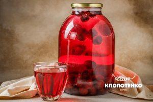 Компот з черешнею