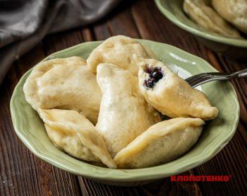 Вареники з чорницею