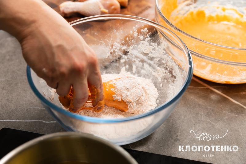 Запаніруйте гомілки