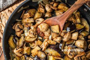 рецепт баклажанів з грибами