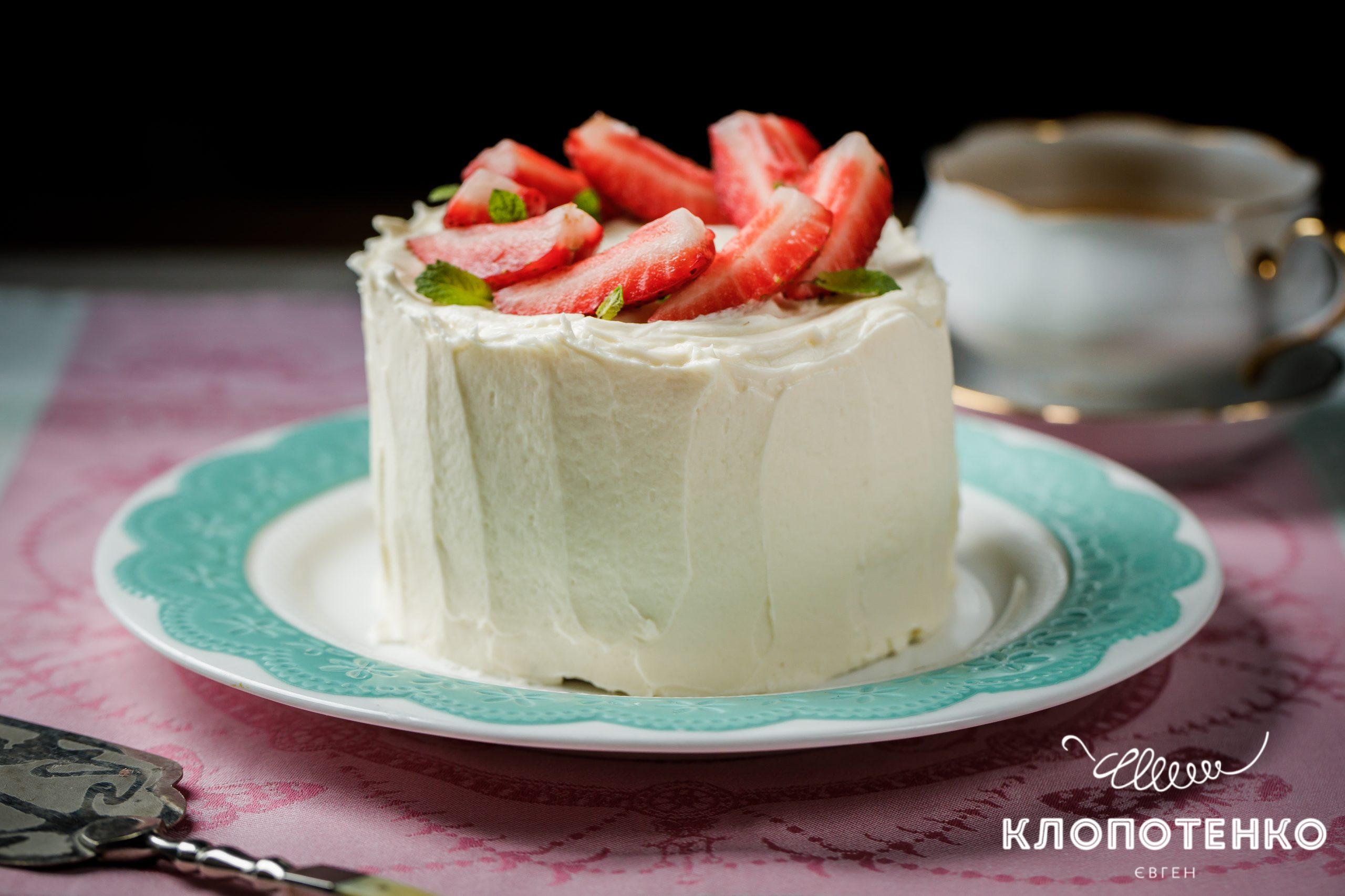 Як прикрасити торт