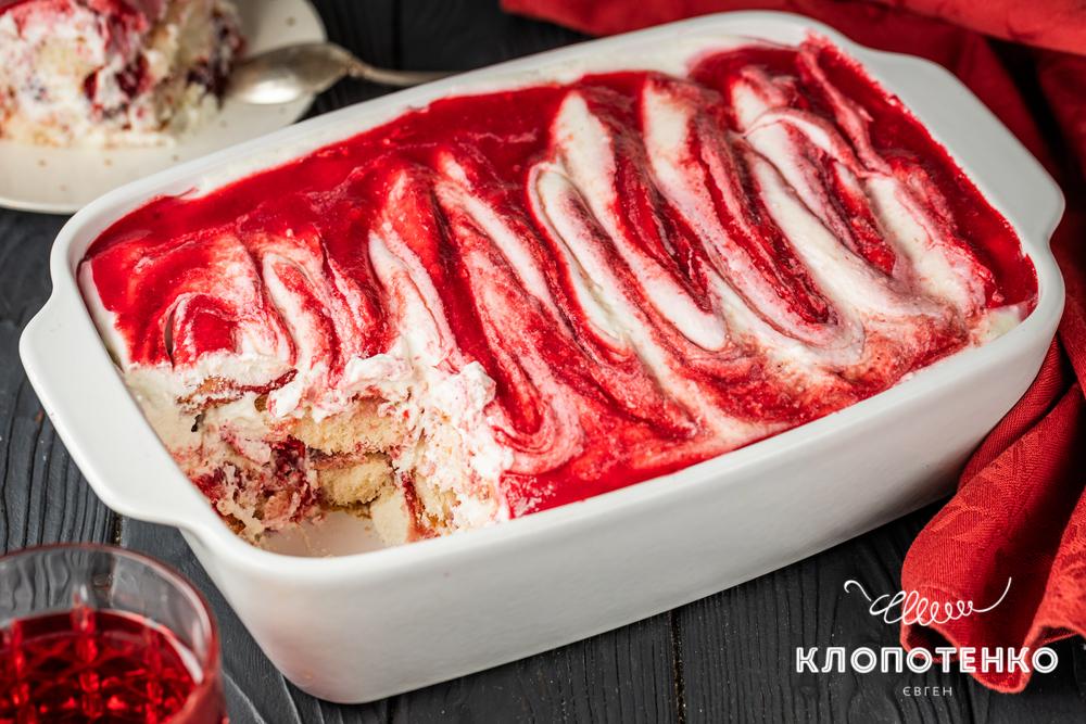 малинове тірамісу