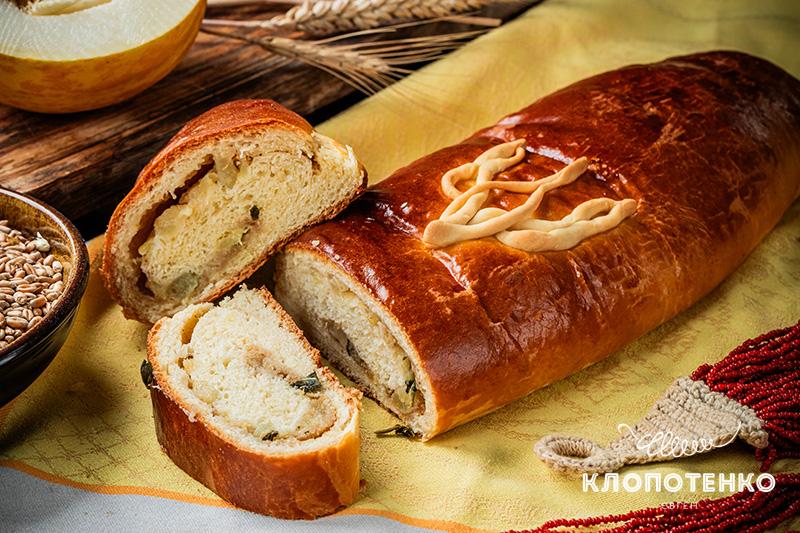 Пиріг з динею у розрізі