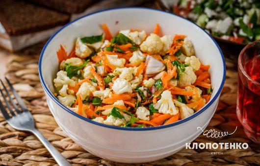 салат з цвітної капусти