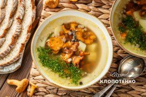 суп з лисичками