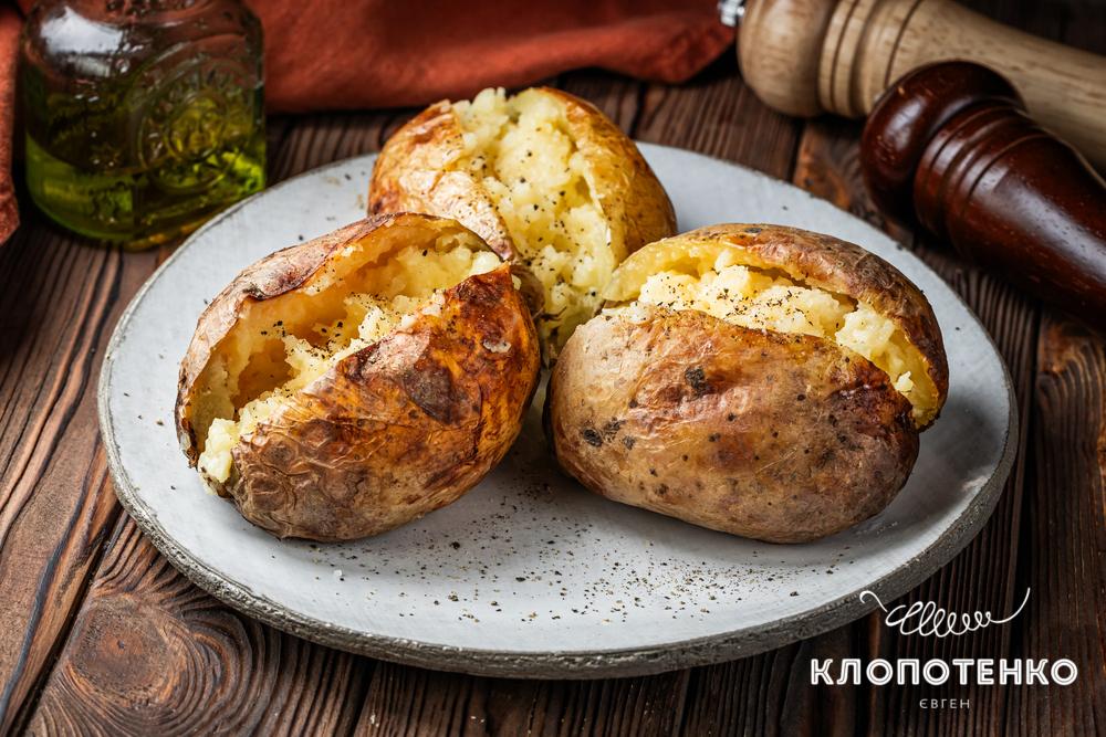 печена картопля