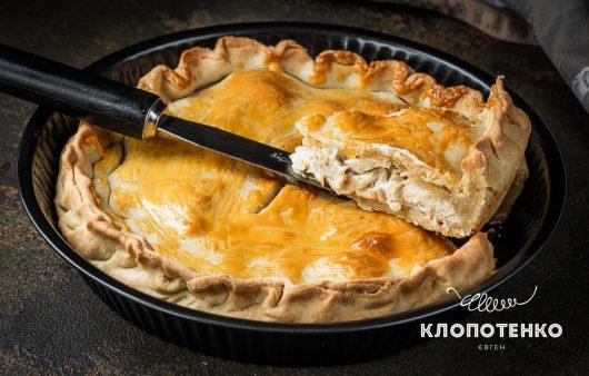 Закритий пиріг з куркою