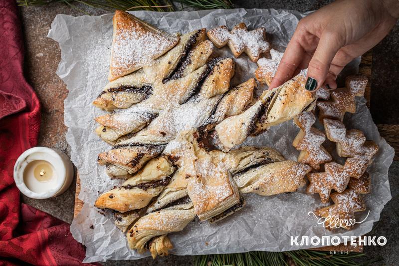 Готове печиво у формі ялинки