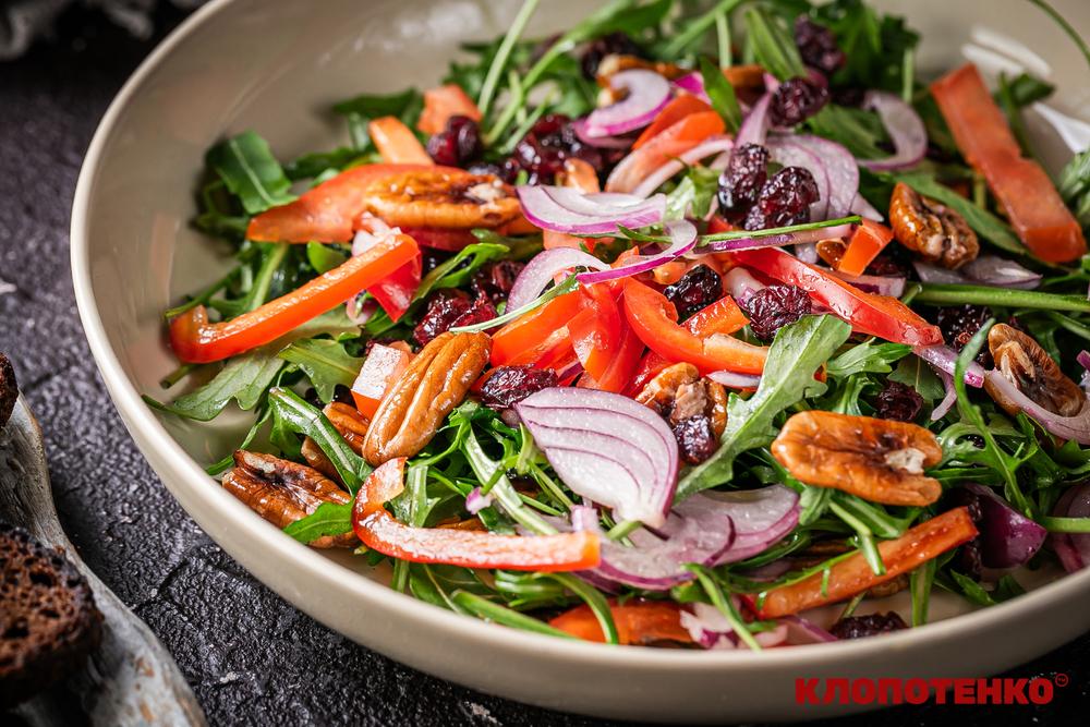 салат з руколою