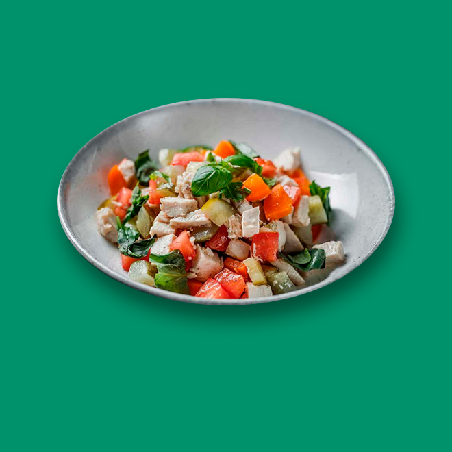 Салати з куркою страва