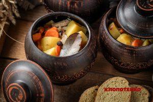 Картопля в горщиках