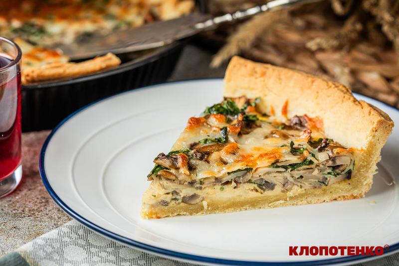 кіш з грибами