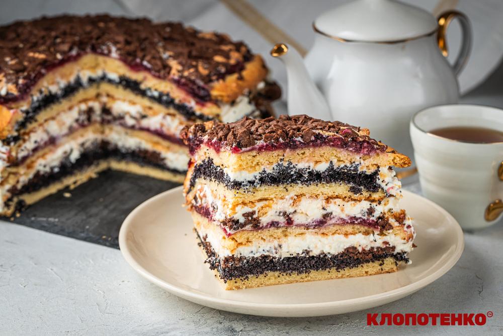 Пляцок вишиванка