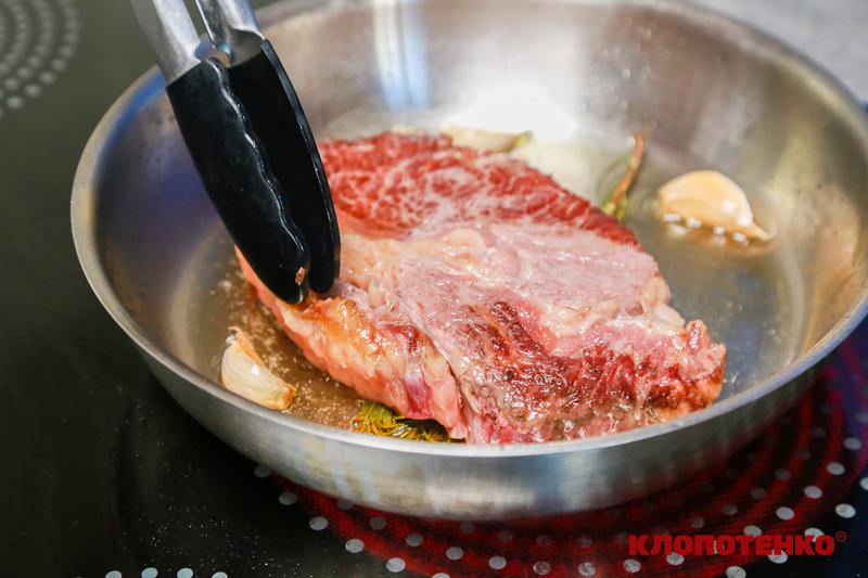 Смаження стейка