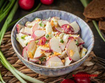 салат з редискою та яйцем