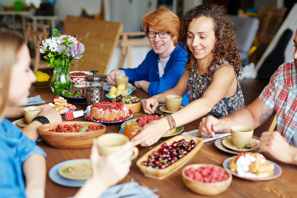 спільний прийом їжі