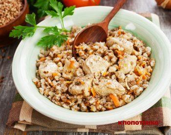 Гречана каша з куркою