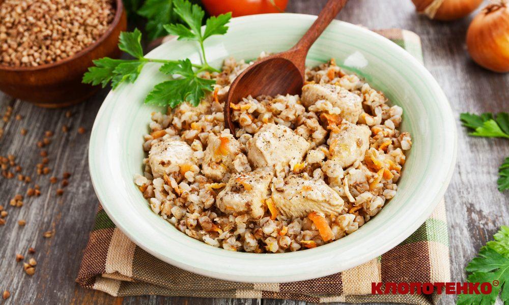 Гречана каша з куркою