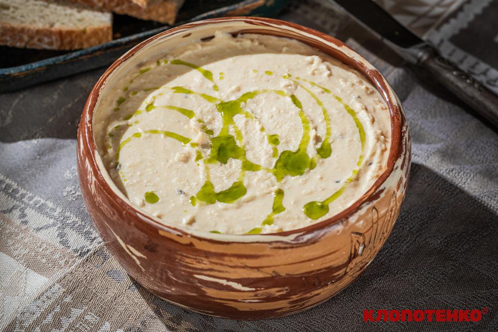 Паштет з квасолі