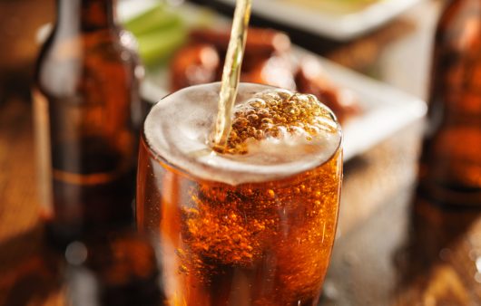 Підвищують тиск та «поганий» холестерин. Найгірші продукти для здоровʼя серця