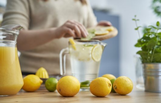 Прагнете прискорити метаболізм? Спробуйте ці шість цілющих напоїв