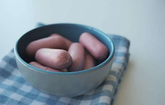Скільки варити сардельки