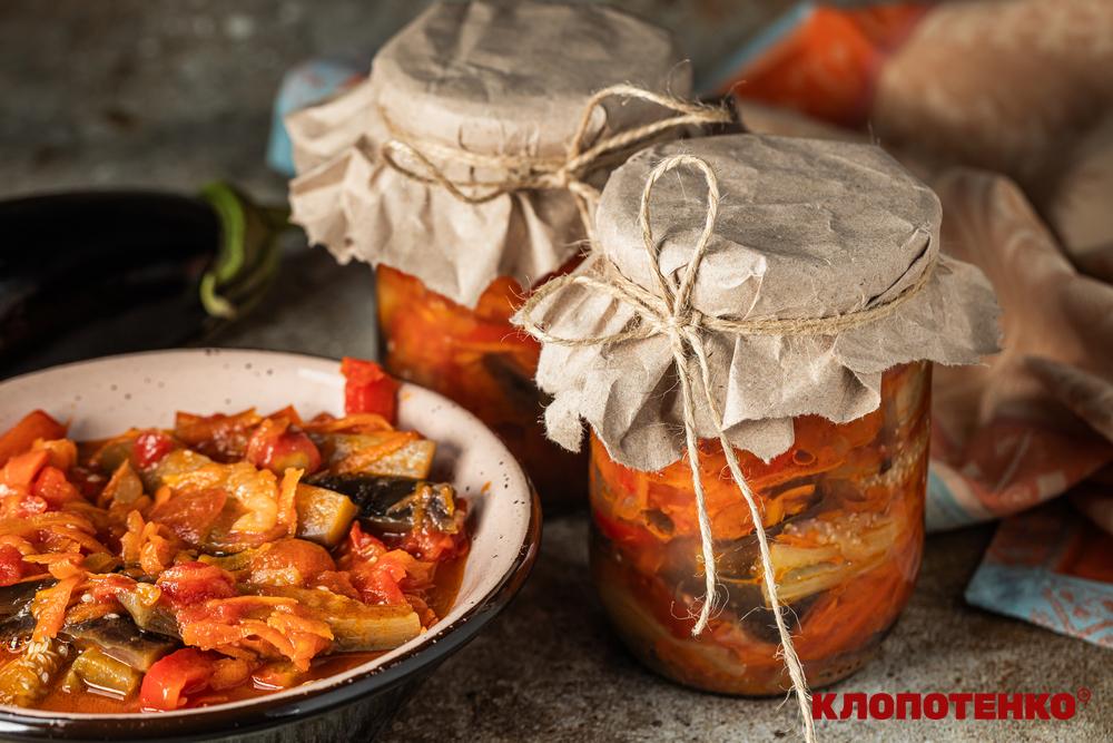 салат з баклажанів з морквою