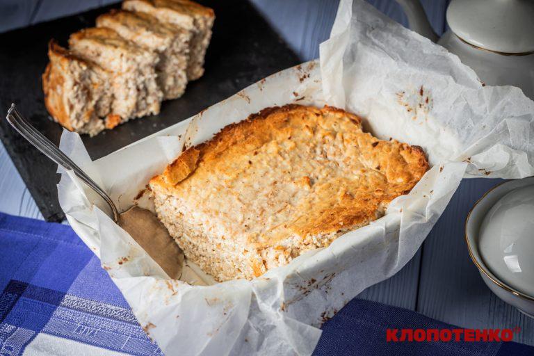 Запіканка з яблуками та манкою
