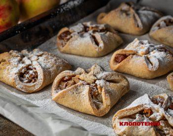 Конвертики з яблуками